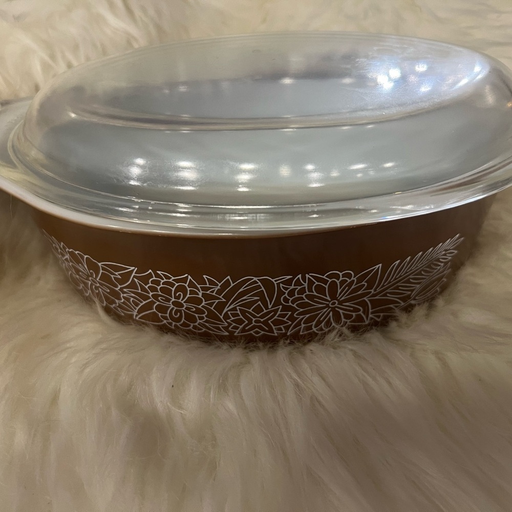Pyrex, Woodland Casserole with lid, 471, 1 pint, Cinderella